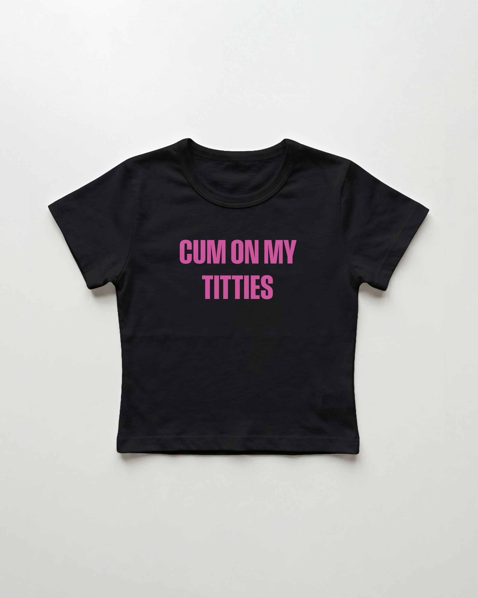 cum on my titties cropped Baby Tee Schwarz | Lolita Sinz