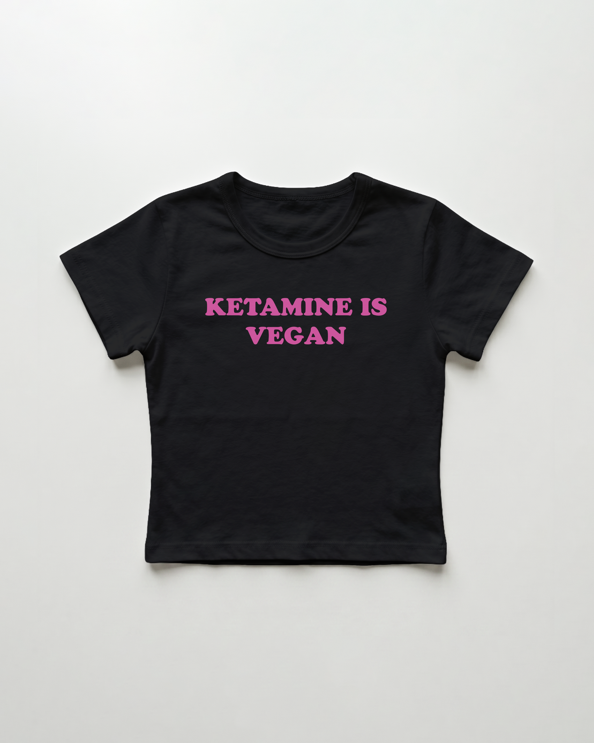 ketamine is vegan cropped Baby Tee Schwarz | Lolita Sinz