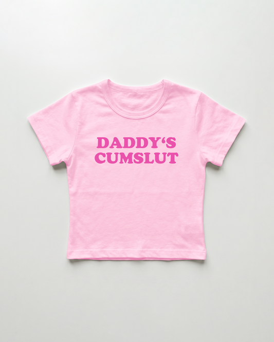 daddy's cumslut cropped Baby Tee Pink | Lolita Sinz