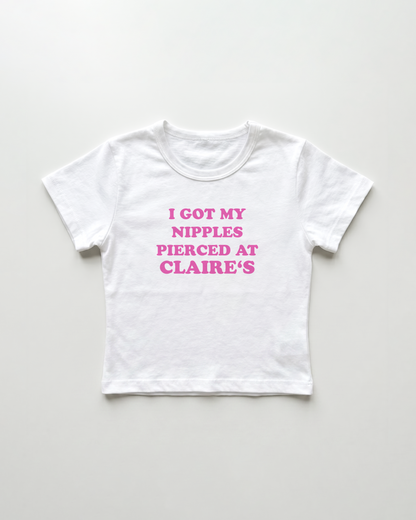 I got my nipples pierced at claire's cropped Baby Tee Weiss | Lolita Sinz