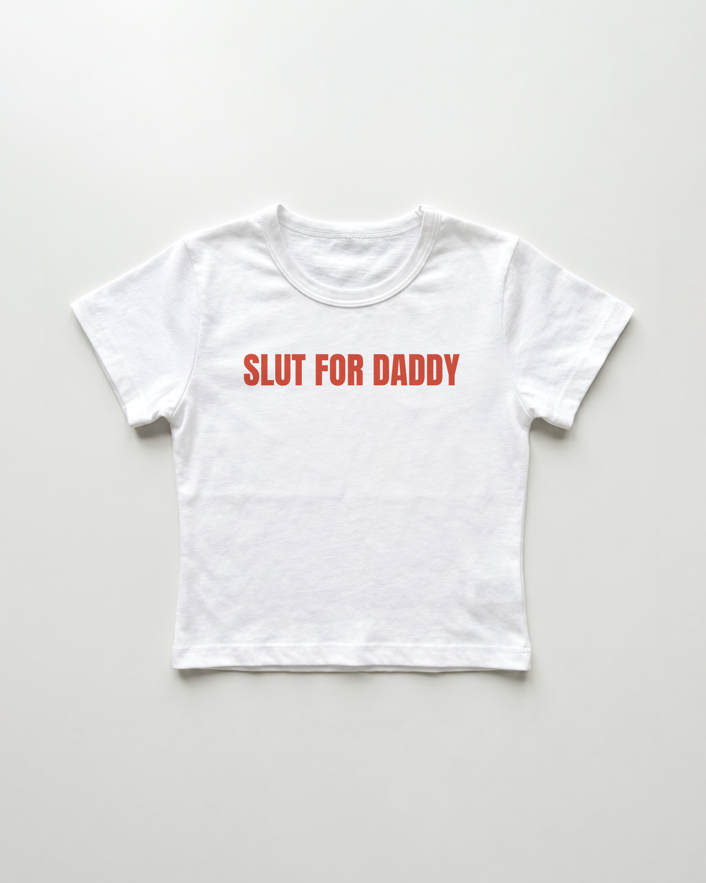 slut for daddy cropped Baby Tee Weiss | Lolita Sinz