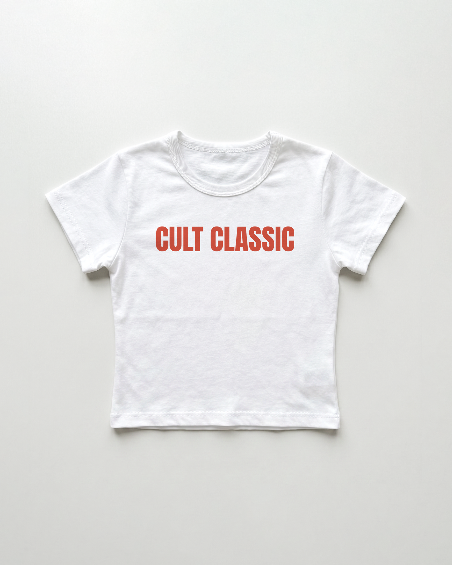 cult classic cropped Baby Tee Weiss | Lolita Sinz