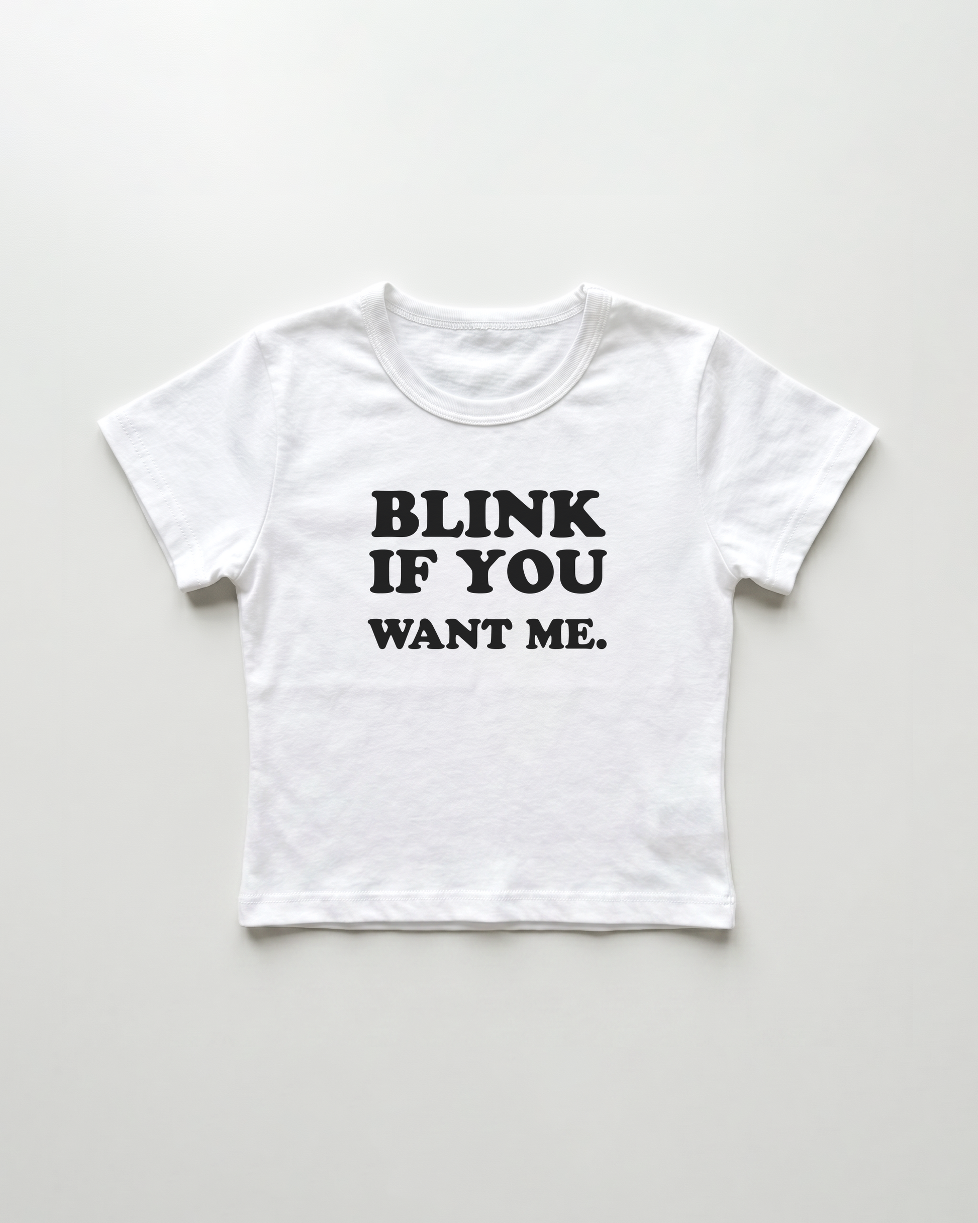 blink if you want me. cropped Baby Tee Weiss | Lolita Sinz