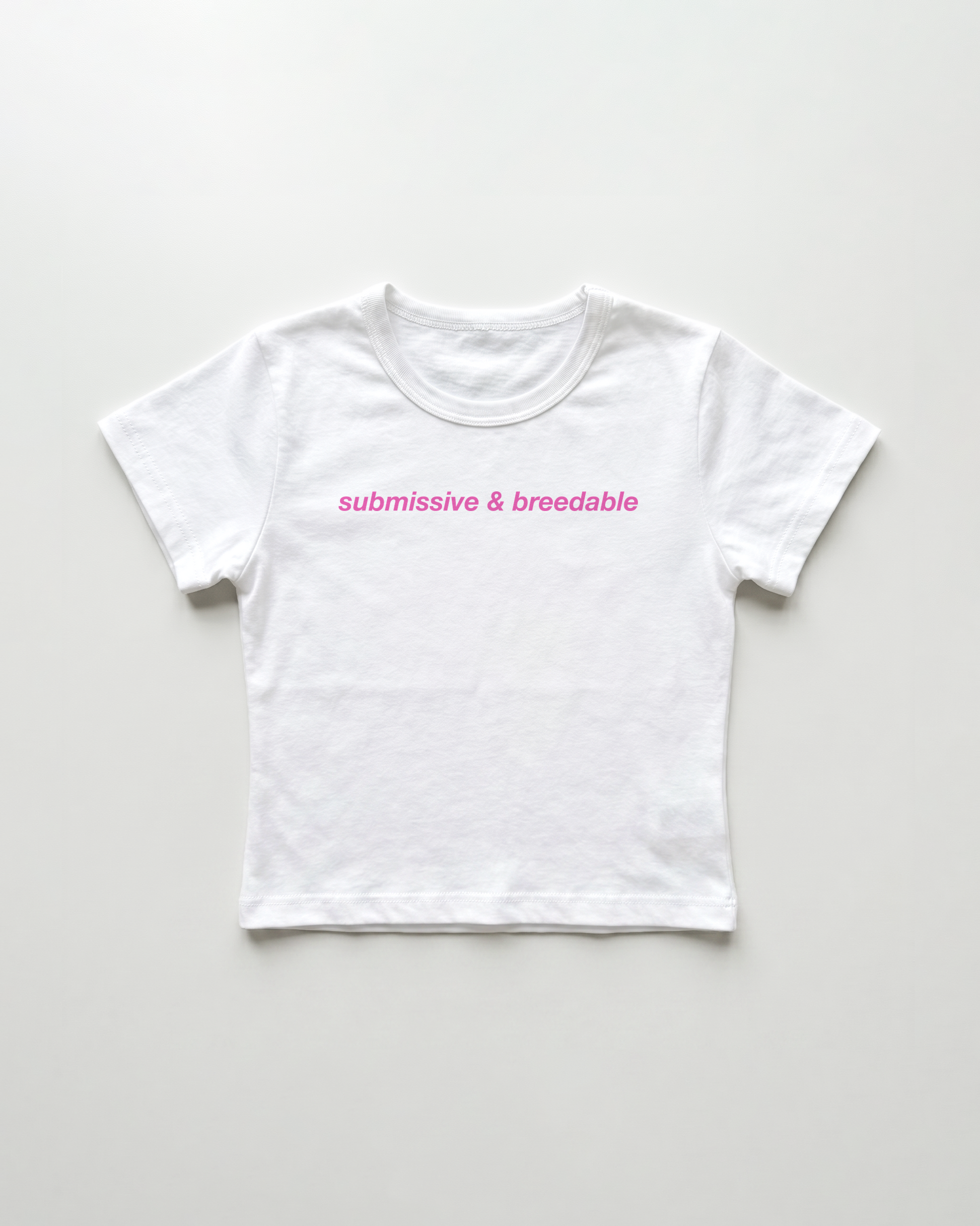submissive & breedable cropped Baby Tee Weiss | Lolita Sinz