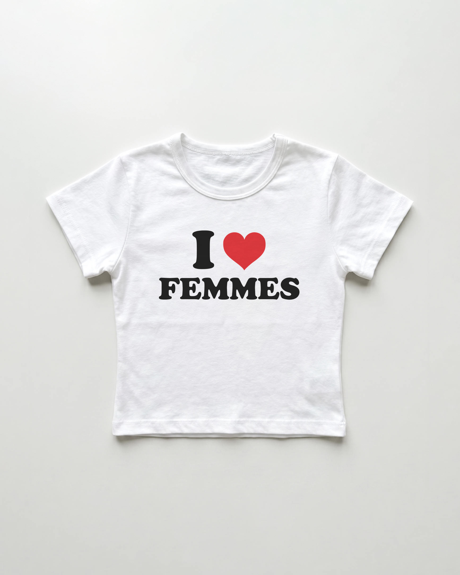 I love femmes cropped Baby Tee Weiss | Lolita Sinz