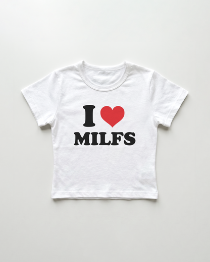 I love milfs cropped Baby Tee Weiss | Lolita Sinz