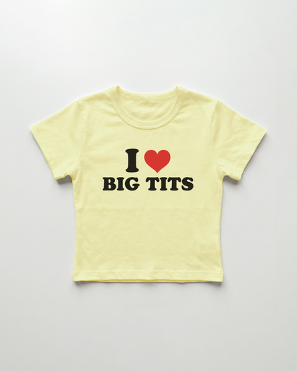 I love big tits cropped Baby Tee Gelb | Lolita Sinz