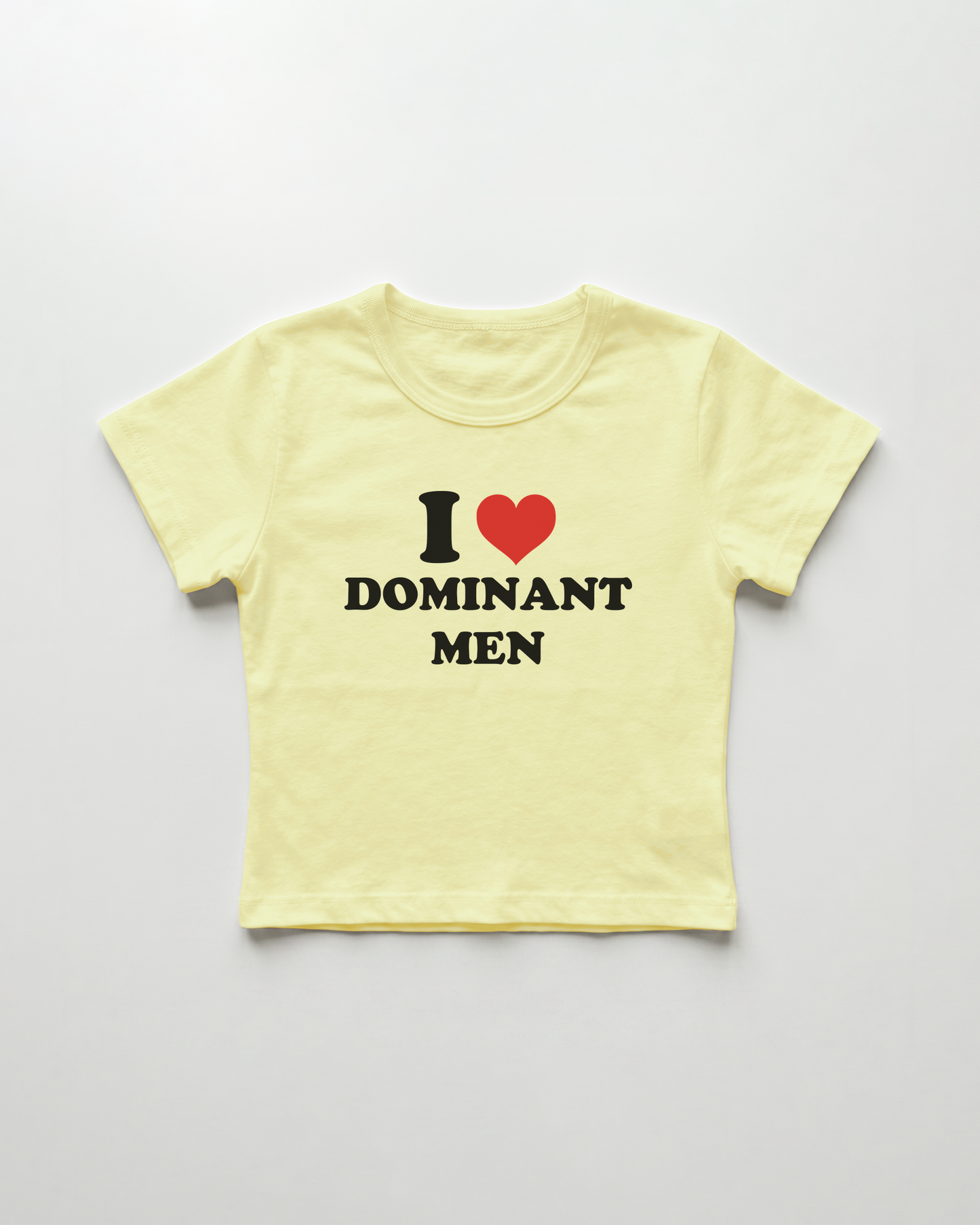 I love dominant men cropped Baby Tee Gelb | Lolita Sinz