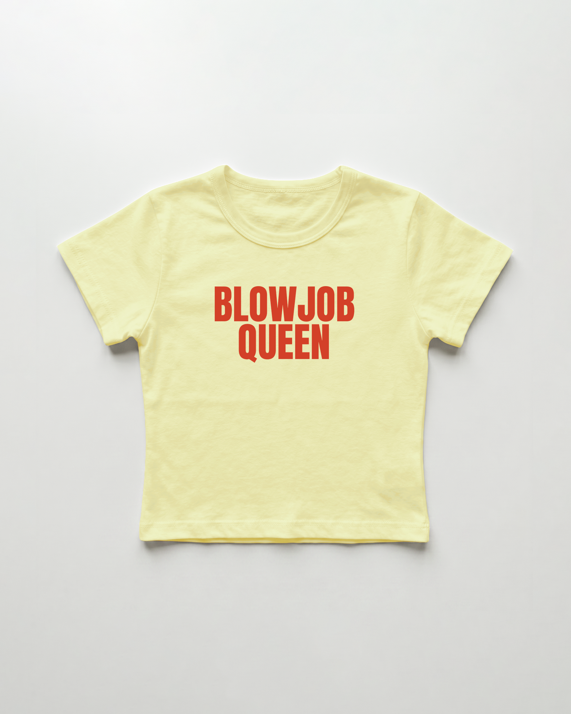 blowjob queen cropped Baby Tee Gelb | Lolita Sinz
