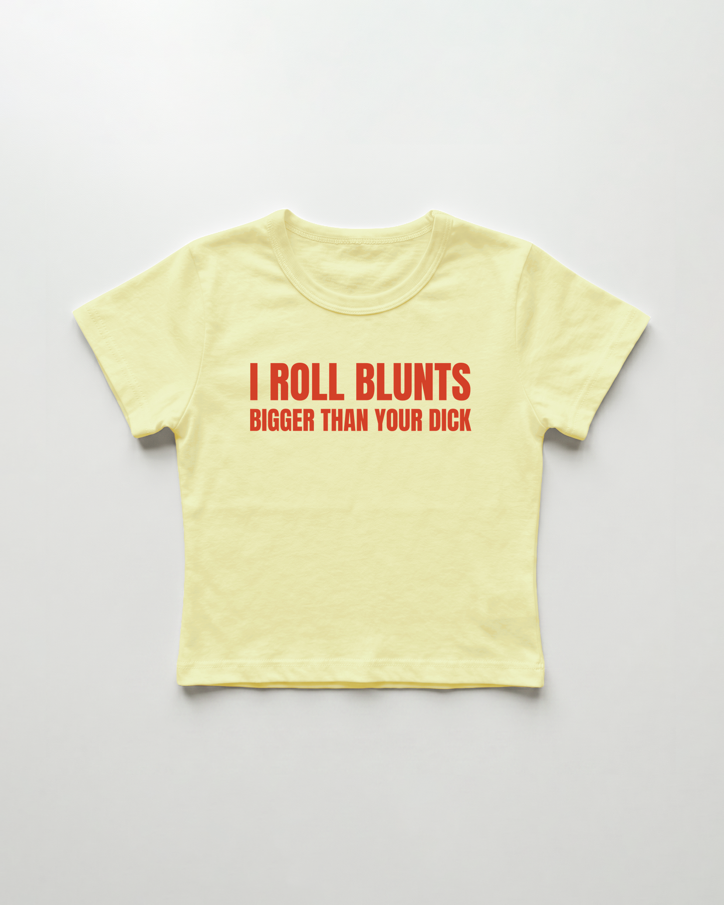 I roll blunts bigger than your dick cropped Baby Tee Gelb | Lolita Sinz