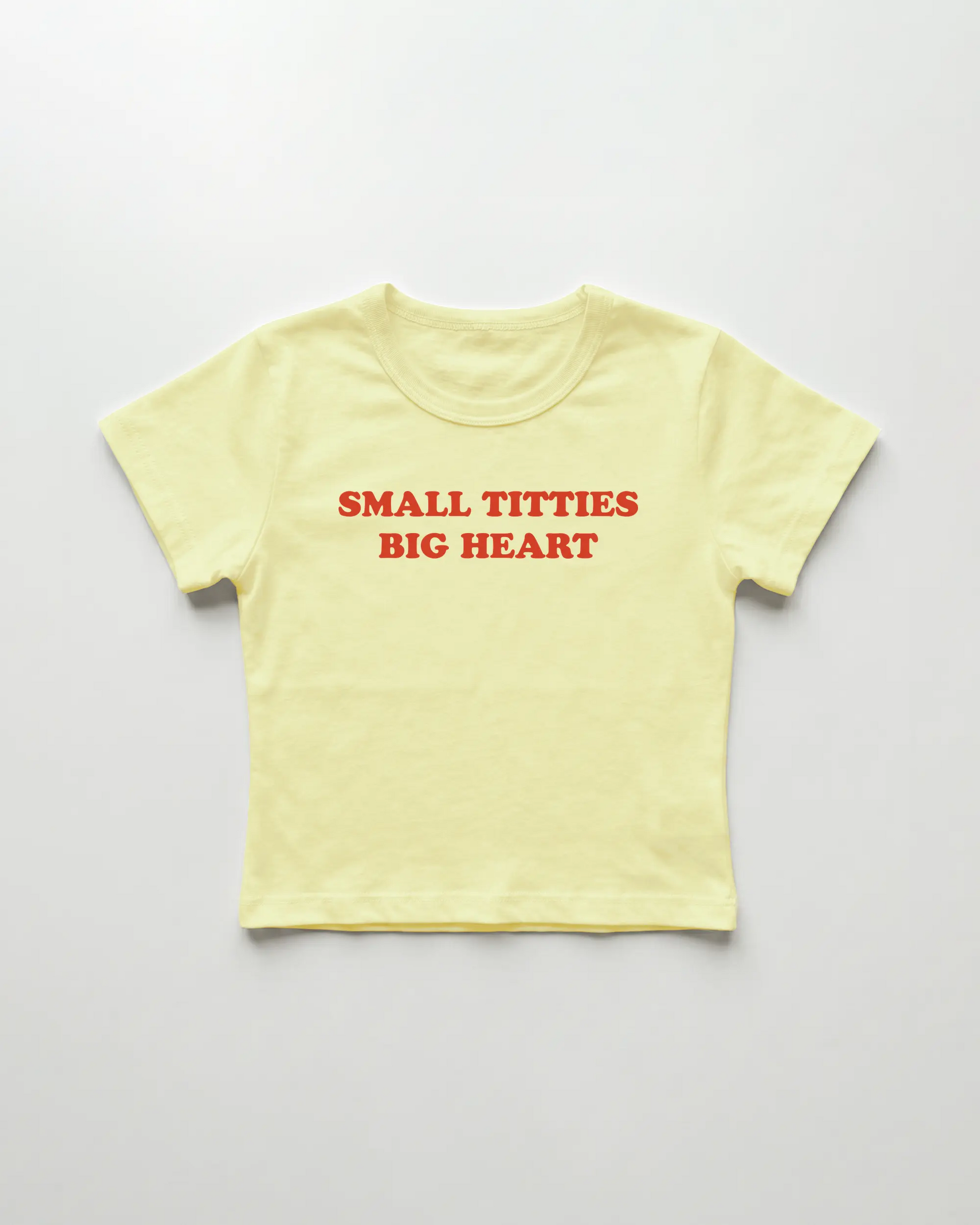 small titties big heart cropped Baby Tee Gelb | Lolita Sinz